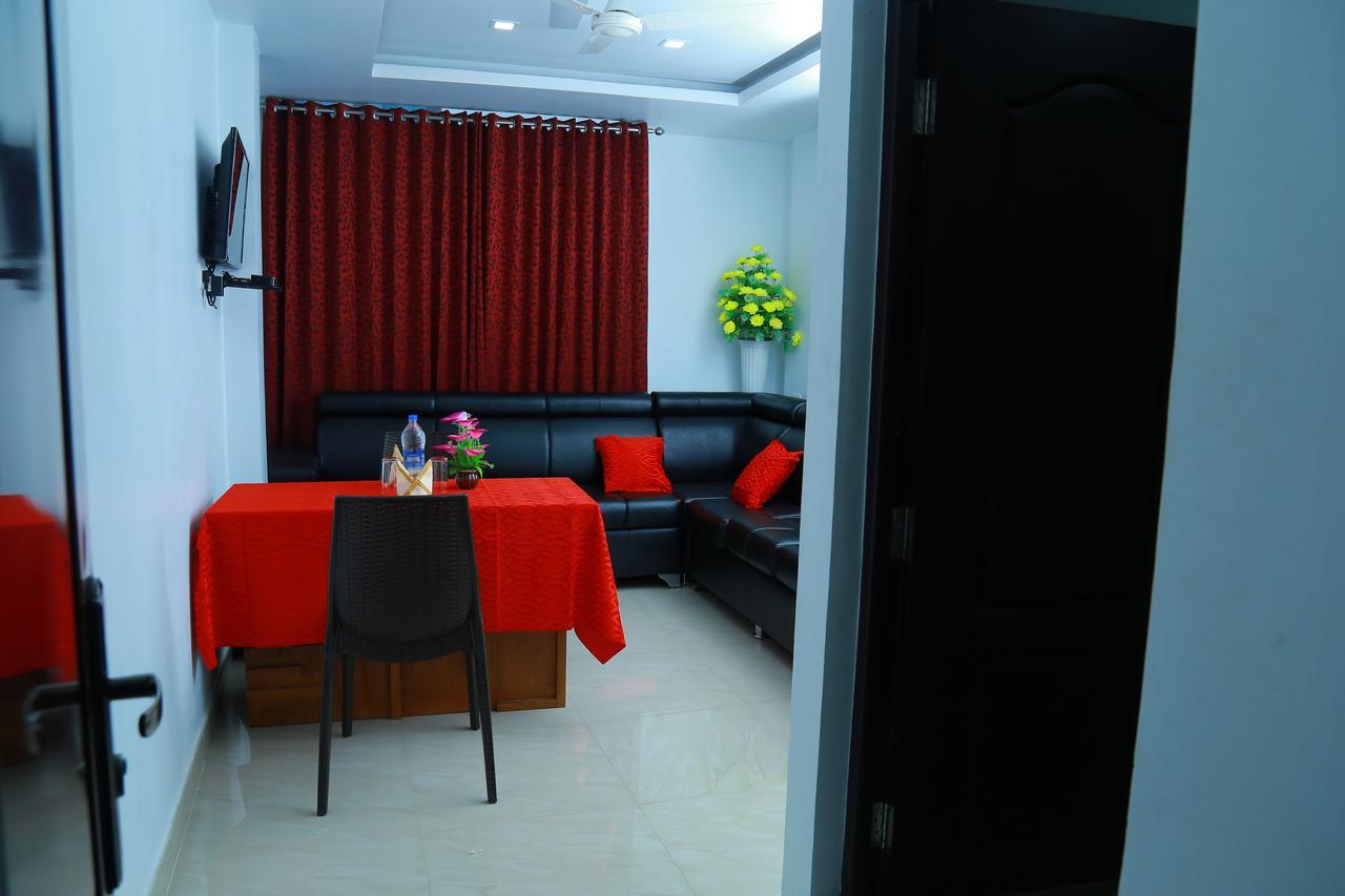 Aarya Bhavan Residency Hotel Malappuram Esterno foto