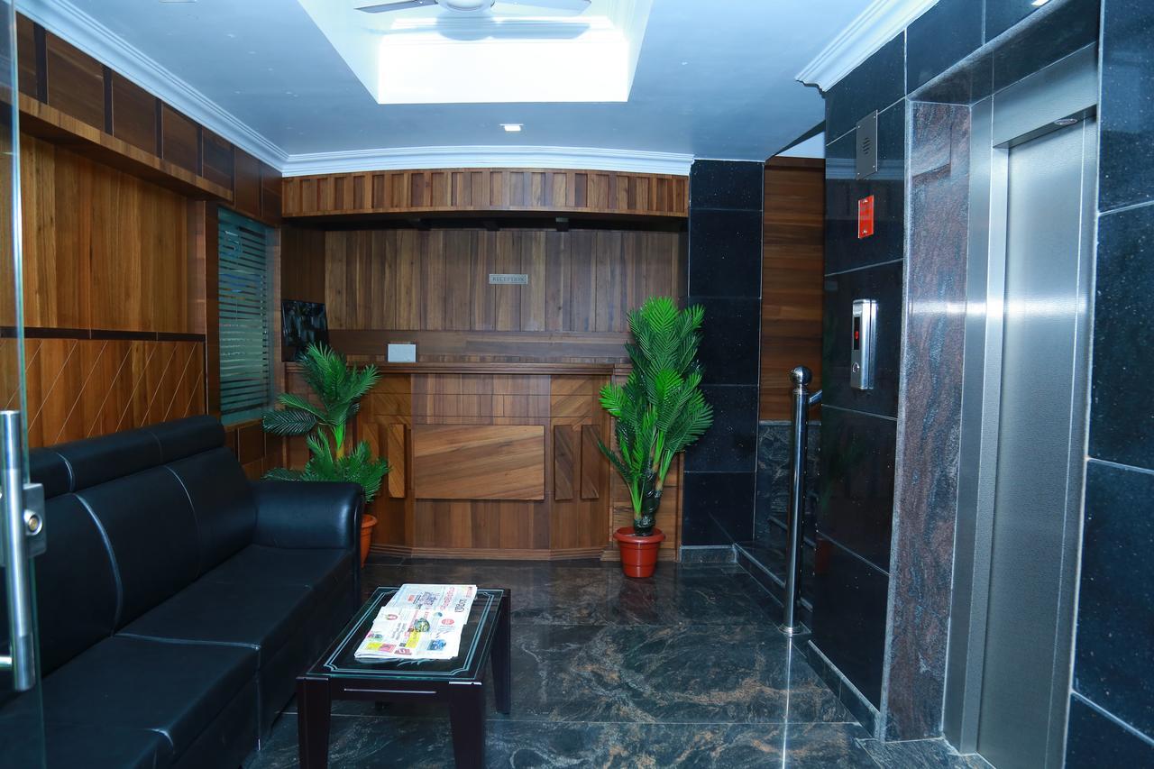 Aarya Bhavan Residency Hotel Malappuram Esterno foto